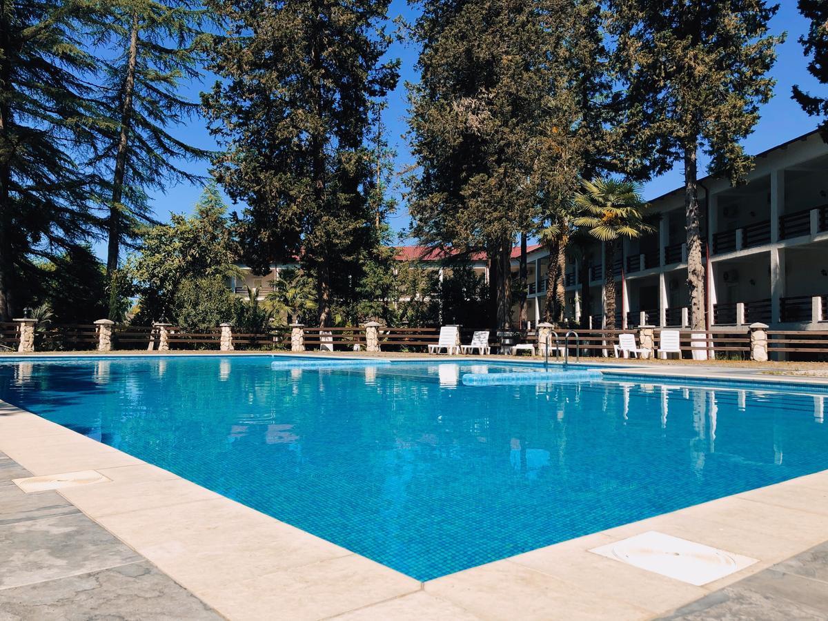 Heliopark Gora Bagrata Hotel Szuhumi Kültér fotó