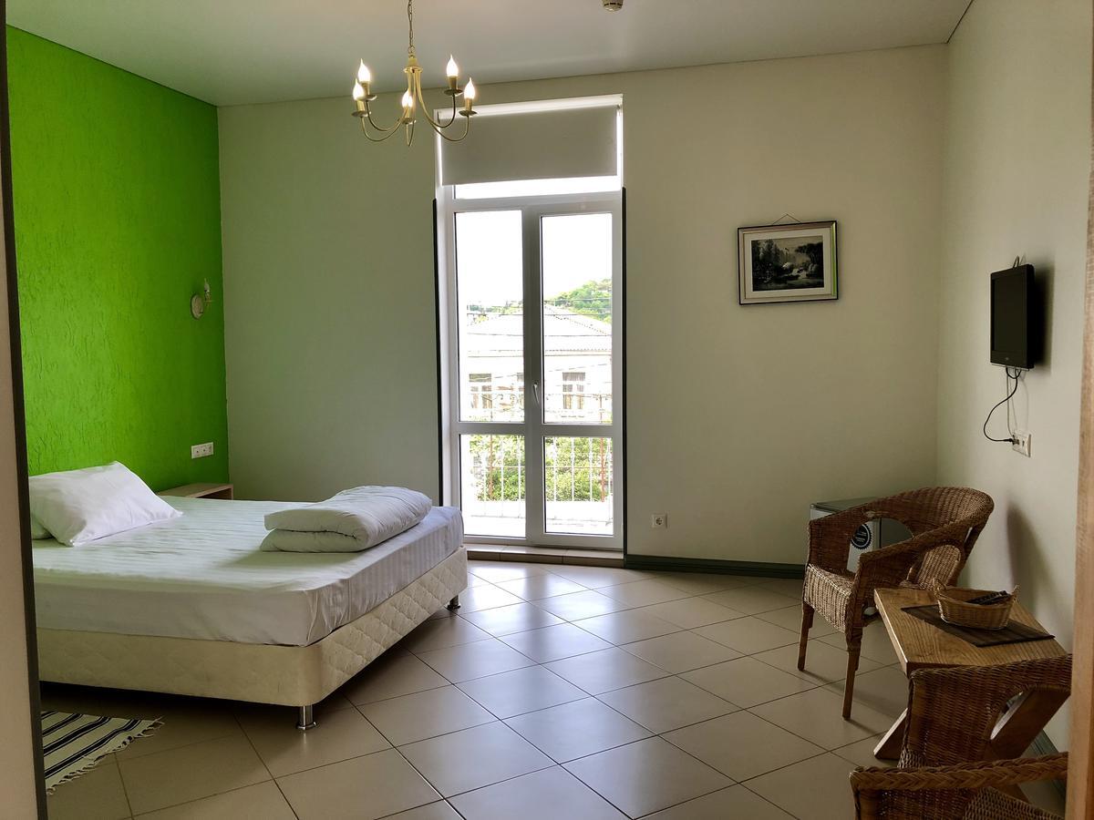Heliopark Gora Bagrata Hotel Szuhumi Kültér fotó